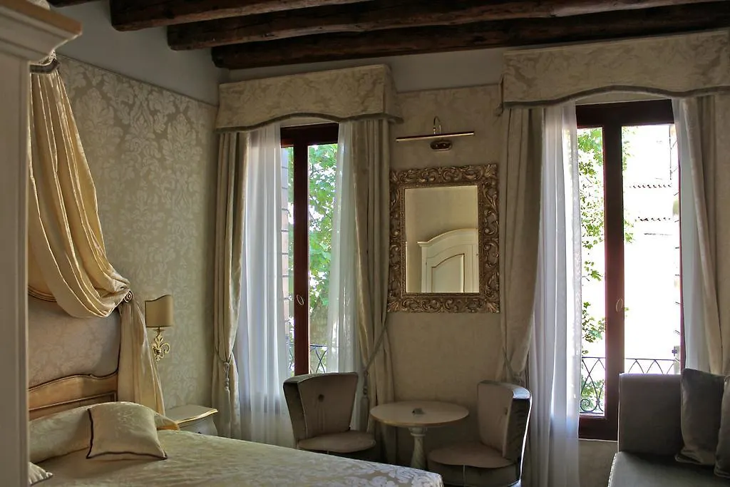 B&B Patatina Venezia Bed & Breakfast